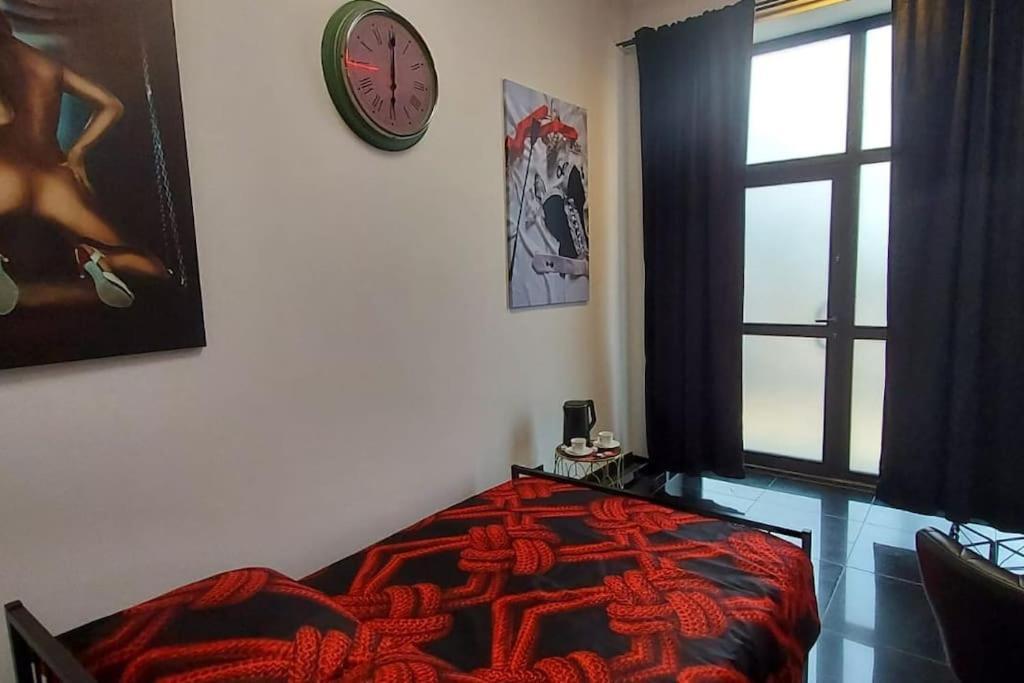 Tylko Dla Doroslych Momenti Piccanti Apartmán *